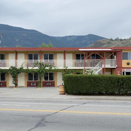 אוסויוס Maple Leaf Motel Inn Towne מראה חיצוני תמונה