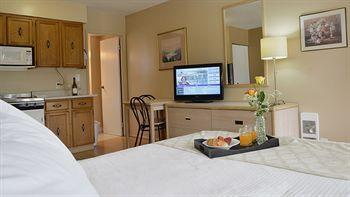 אוסויוס Maple Leaf Motel Inn Towne מראה חיצוני תמונה