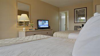 אוסויוס Maple Leaf Motel Inn Towne מראה חיצוני תמונה